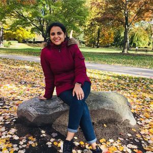 Meet your Posher, Mona